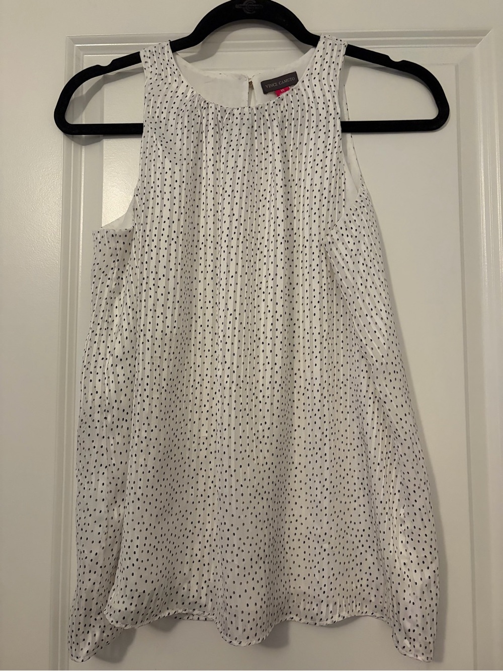 Vince Camuto White Sleeveless Blouse with Black Dot Print